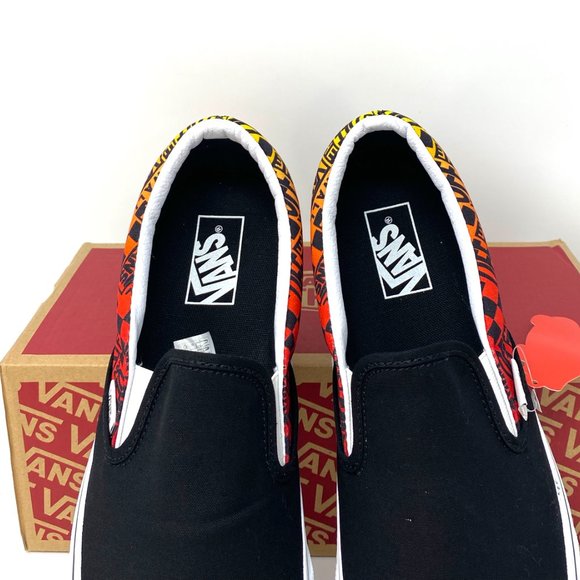 💖MEGA SALE💖VANS Classic Slip On Flame Black Canvas Shoes Women's VN0A4U382N5 - Picture 4 of 11